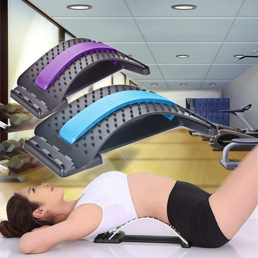 Intervertebral lumbar massage board