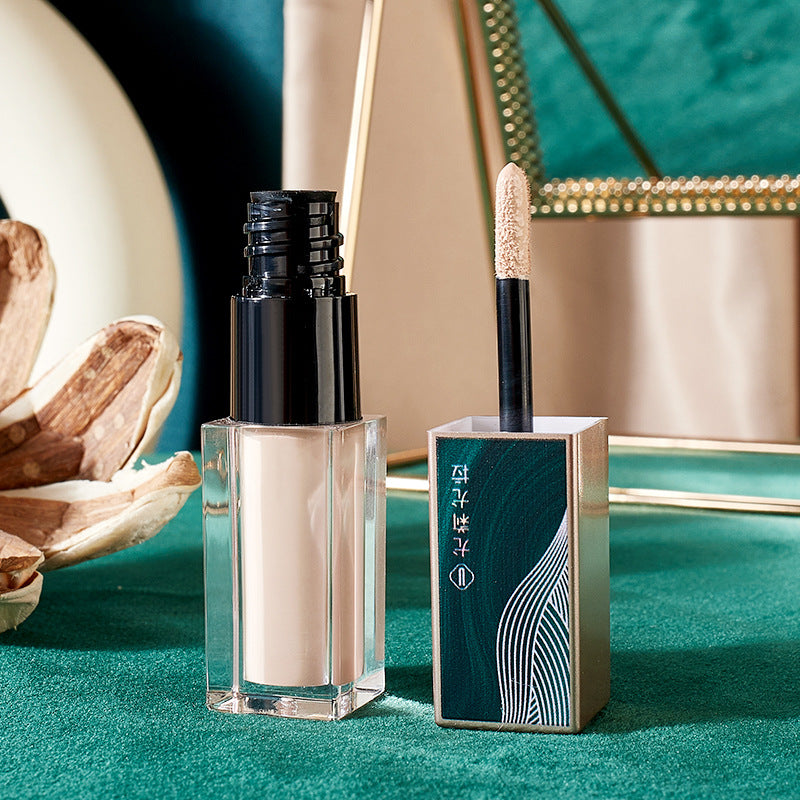 Eight-Piece Floral  Jade Makeup Set