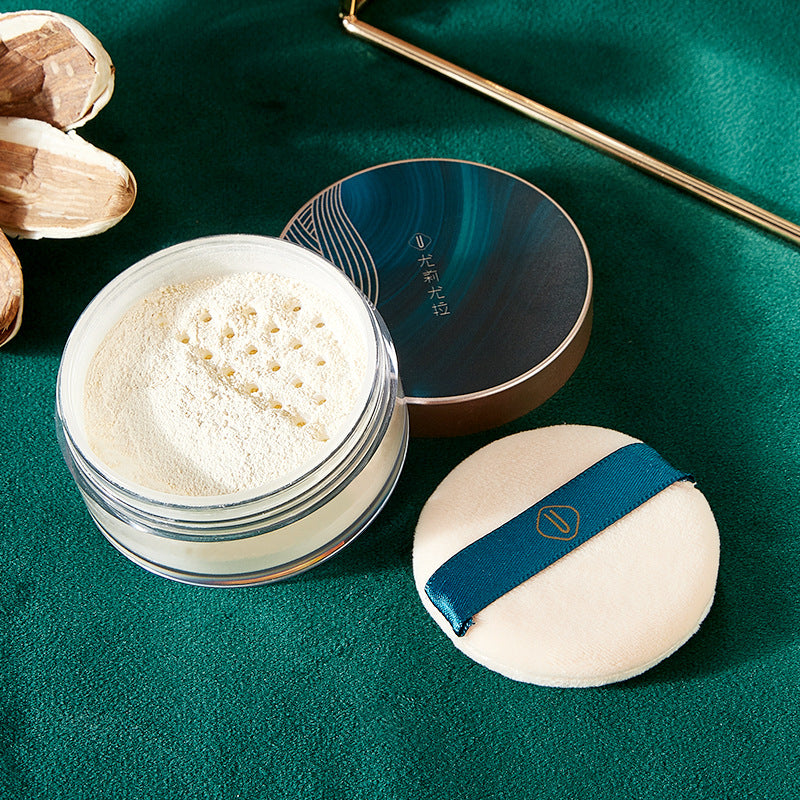 Eight-Piece Floral  Jade Makeup Set