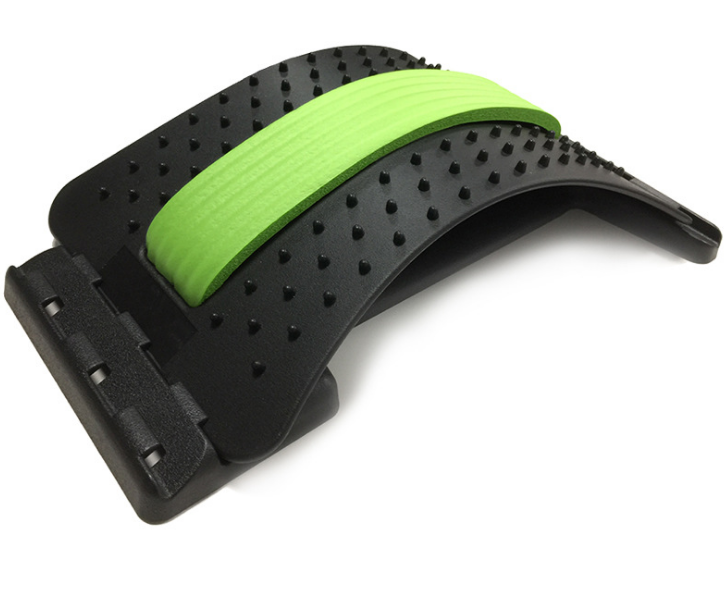 Intervertebral lumbar massage board