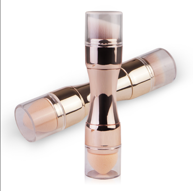 Four-in-one makeup brush