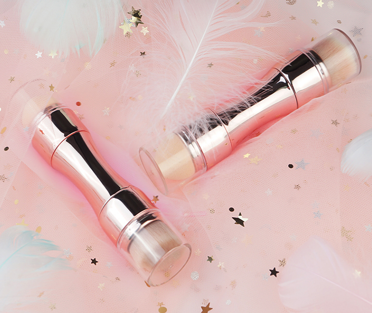 Four-in-one makeup brush