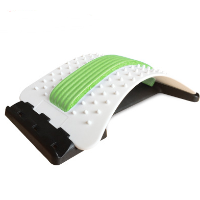 Intervertebral lumbar massage board